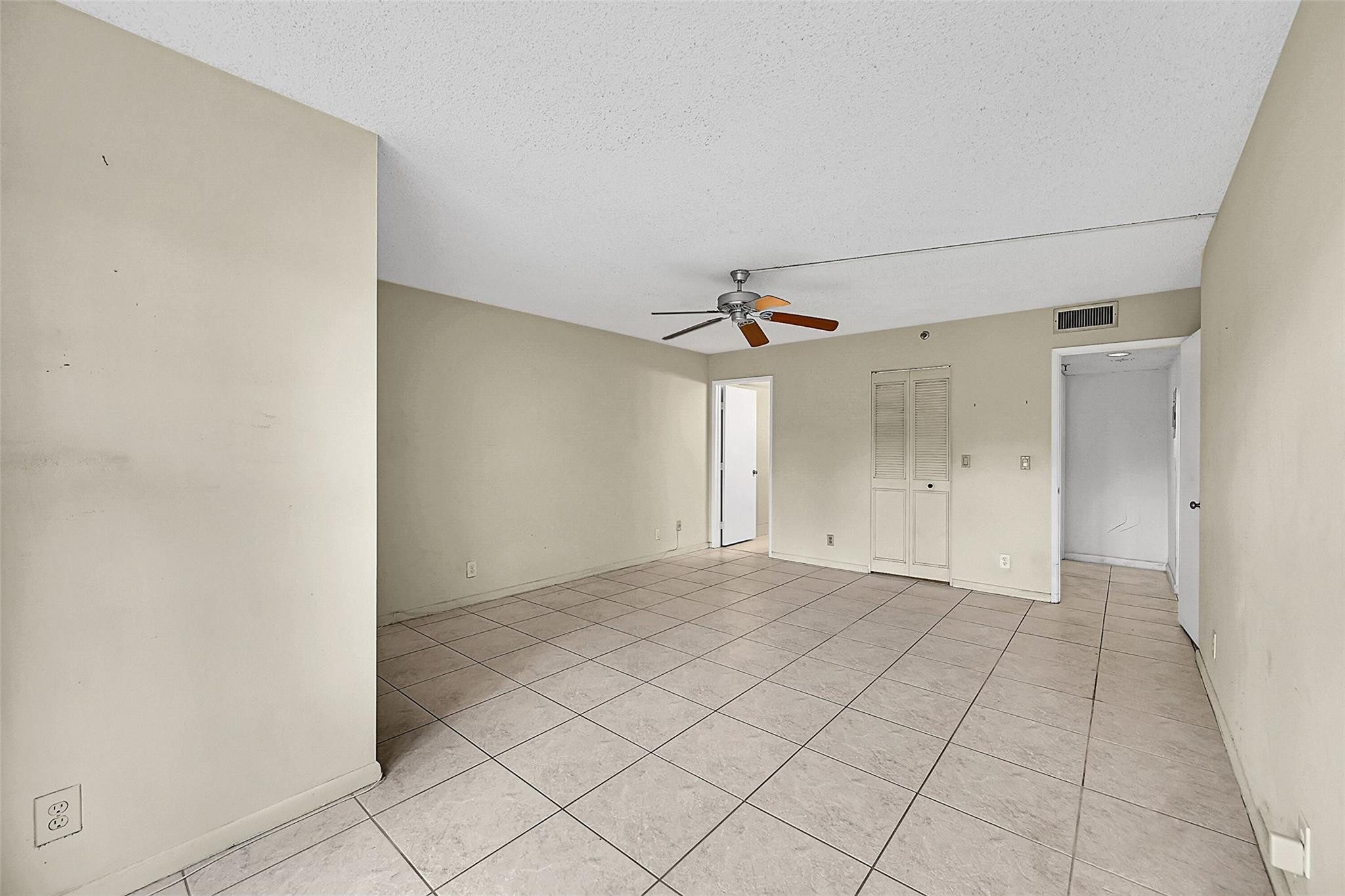 2206 S Cypress Bend Drive 102