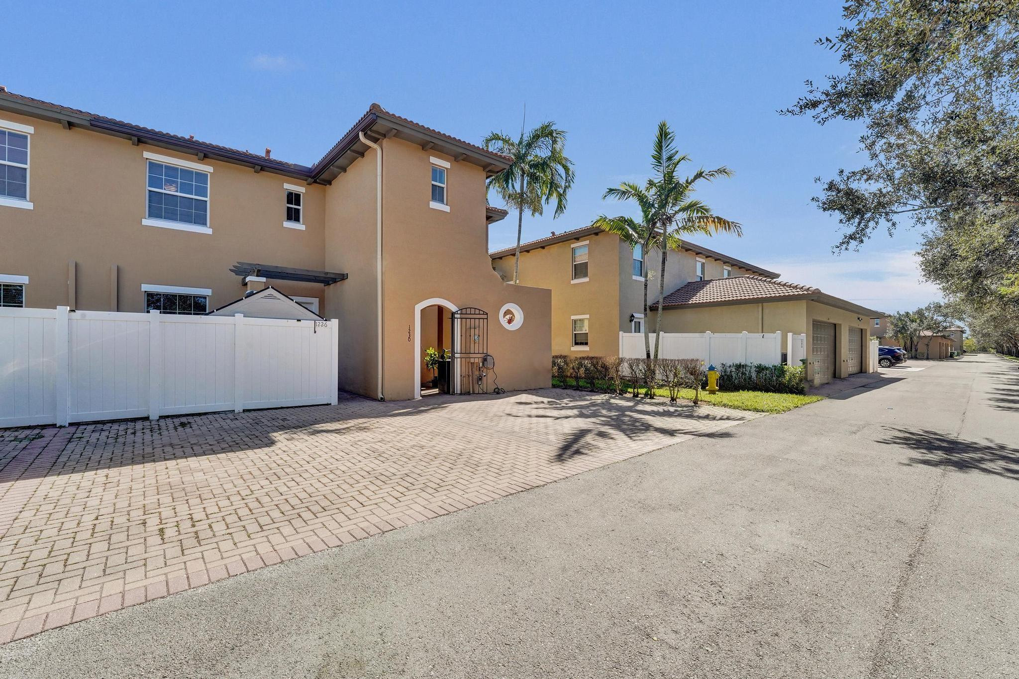 1226 SW 147th Terrace 1226