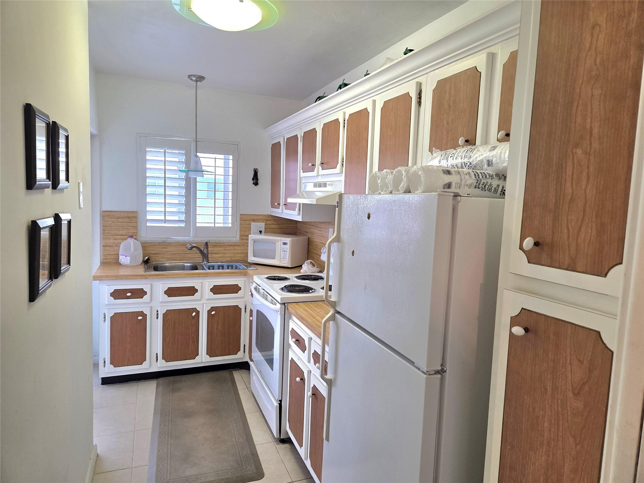 2100 NE 38th Street 210
