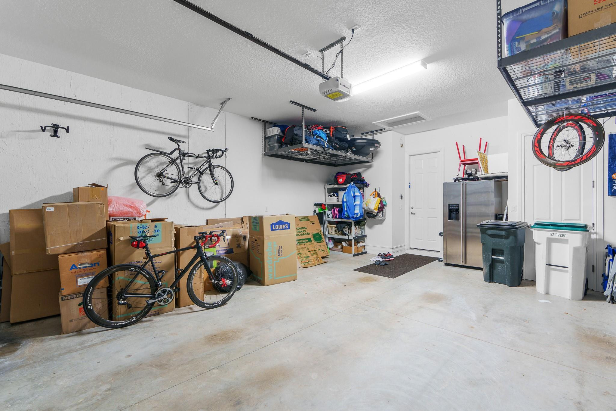 9121 Porto Way