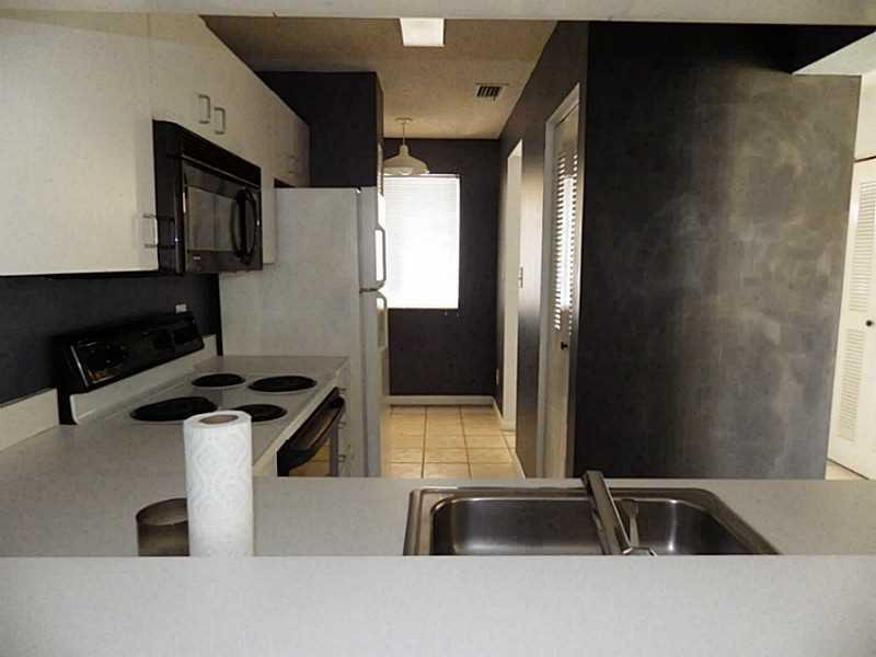 1172 Coral Club Drive 1172