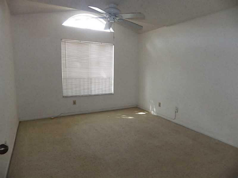 1172 Coral Club Drive 1172