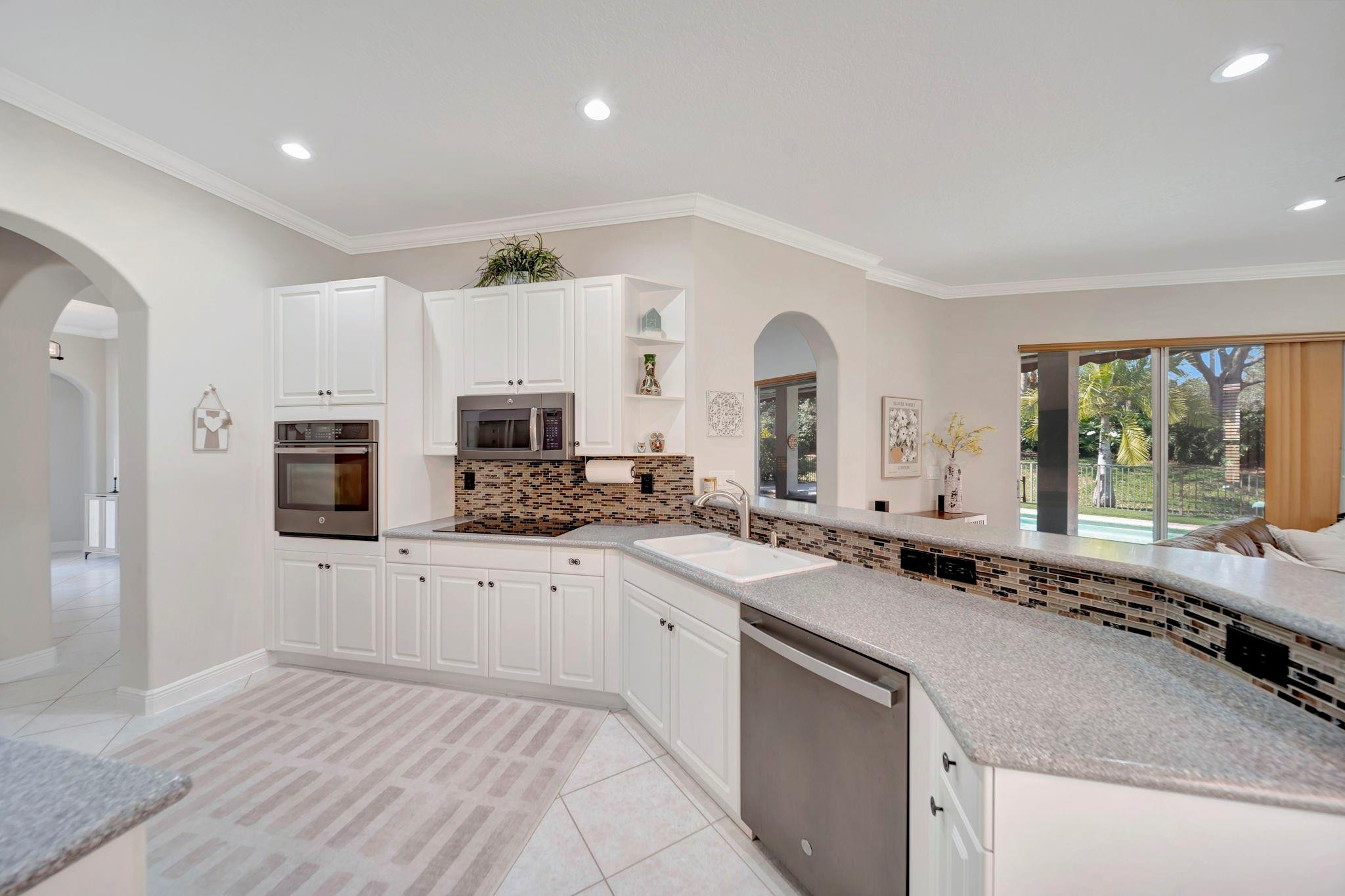 7099 NW 113th Avenue