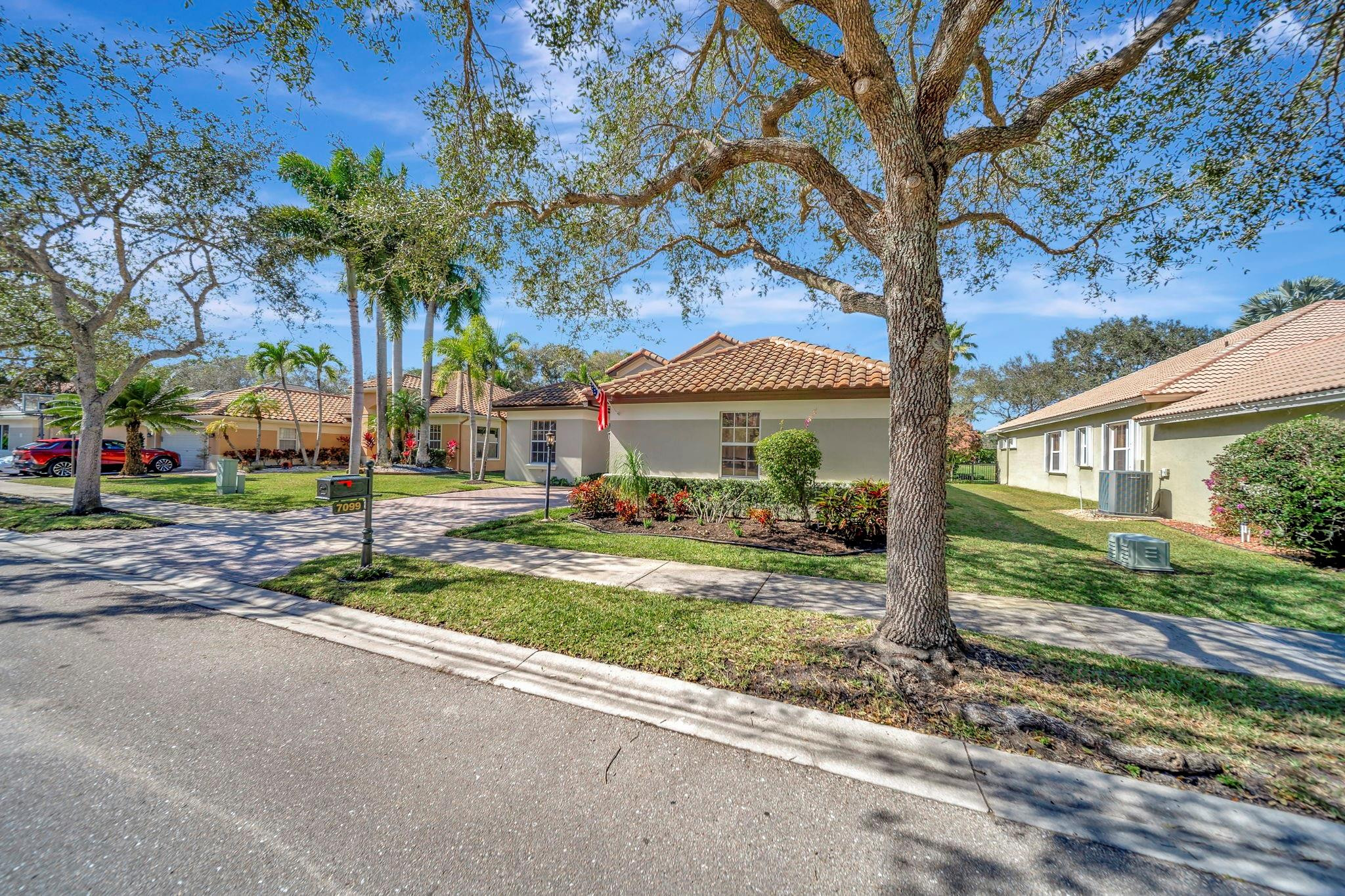 7099 NW 113th Avenue