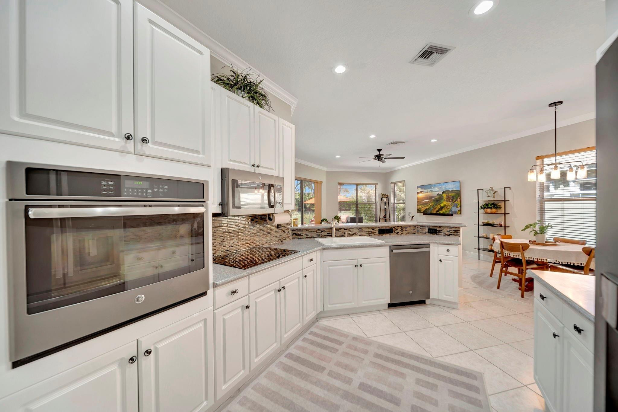 7099 NW 113th Avenue