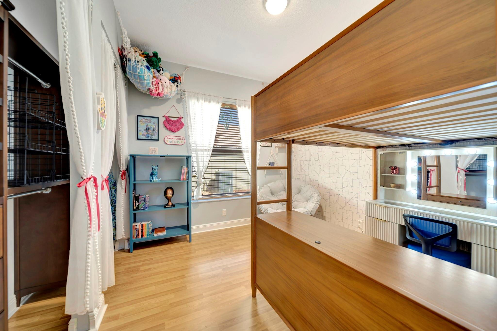 7099 NW 113th Avenue