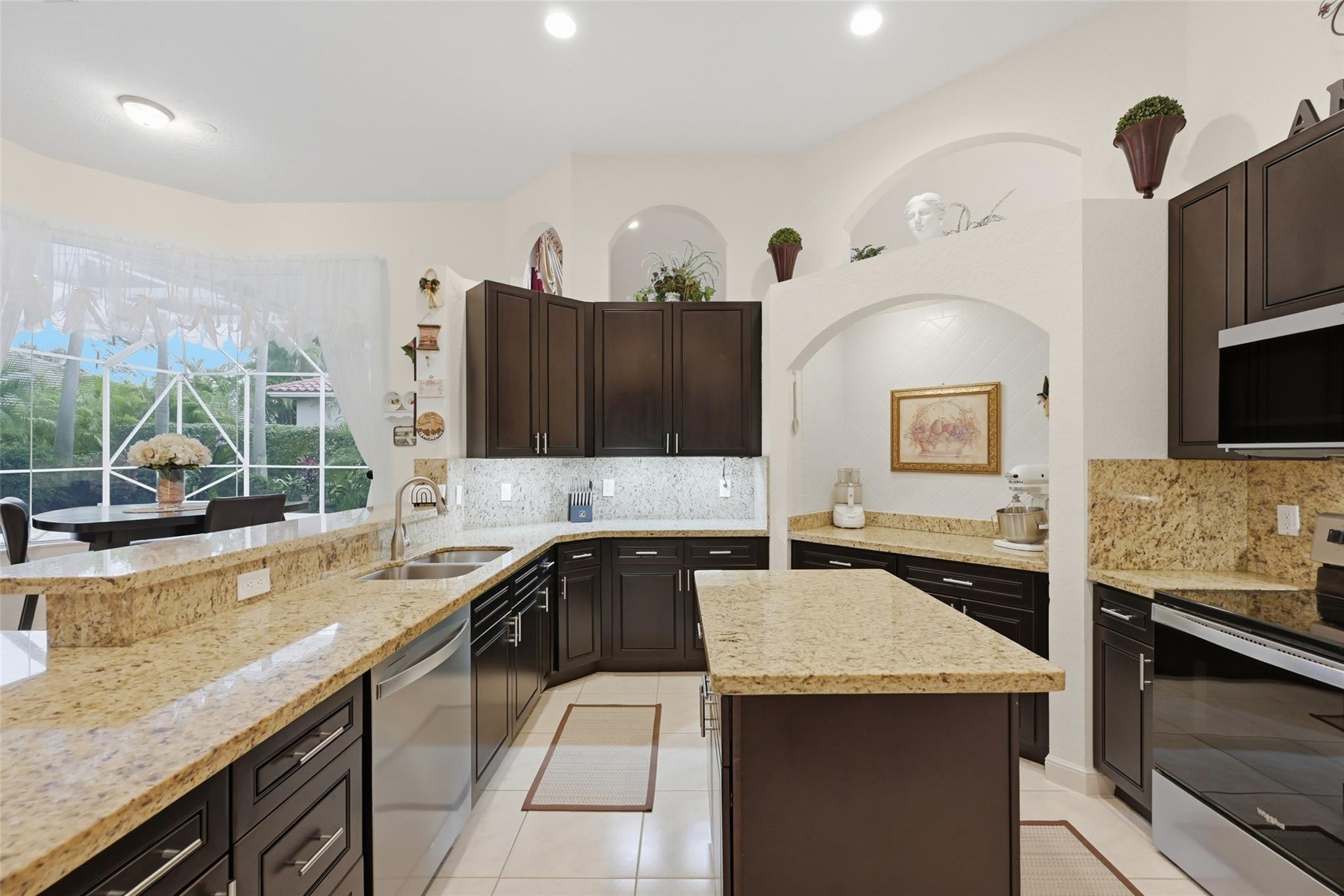 12125 NW 10th Street