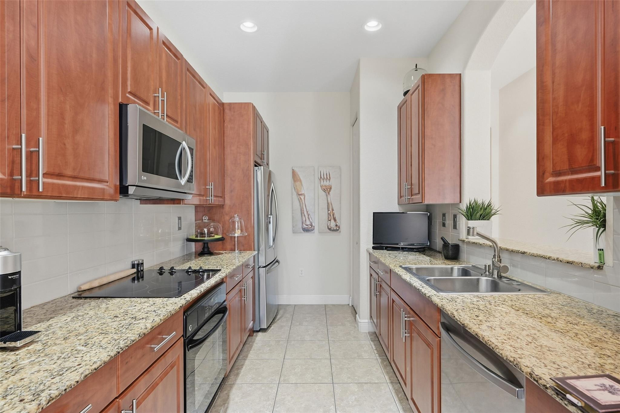 6982 Julia Gardens Drive