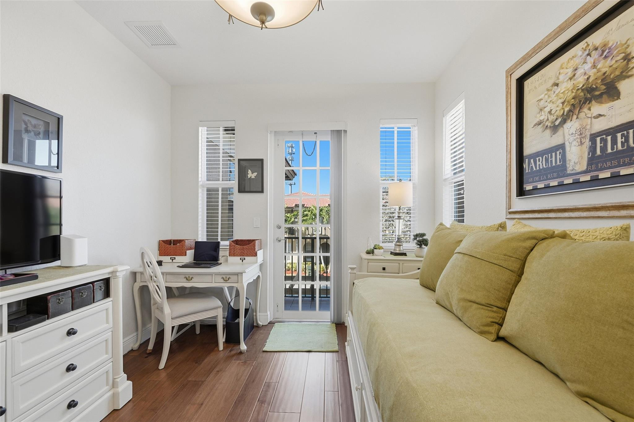 6982 Julia Gardens Drive