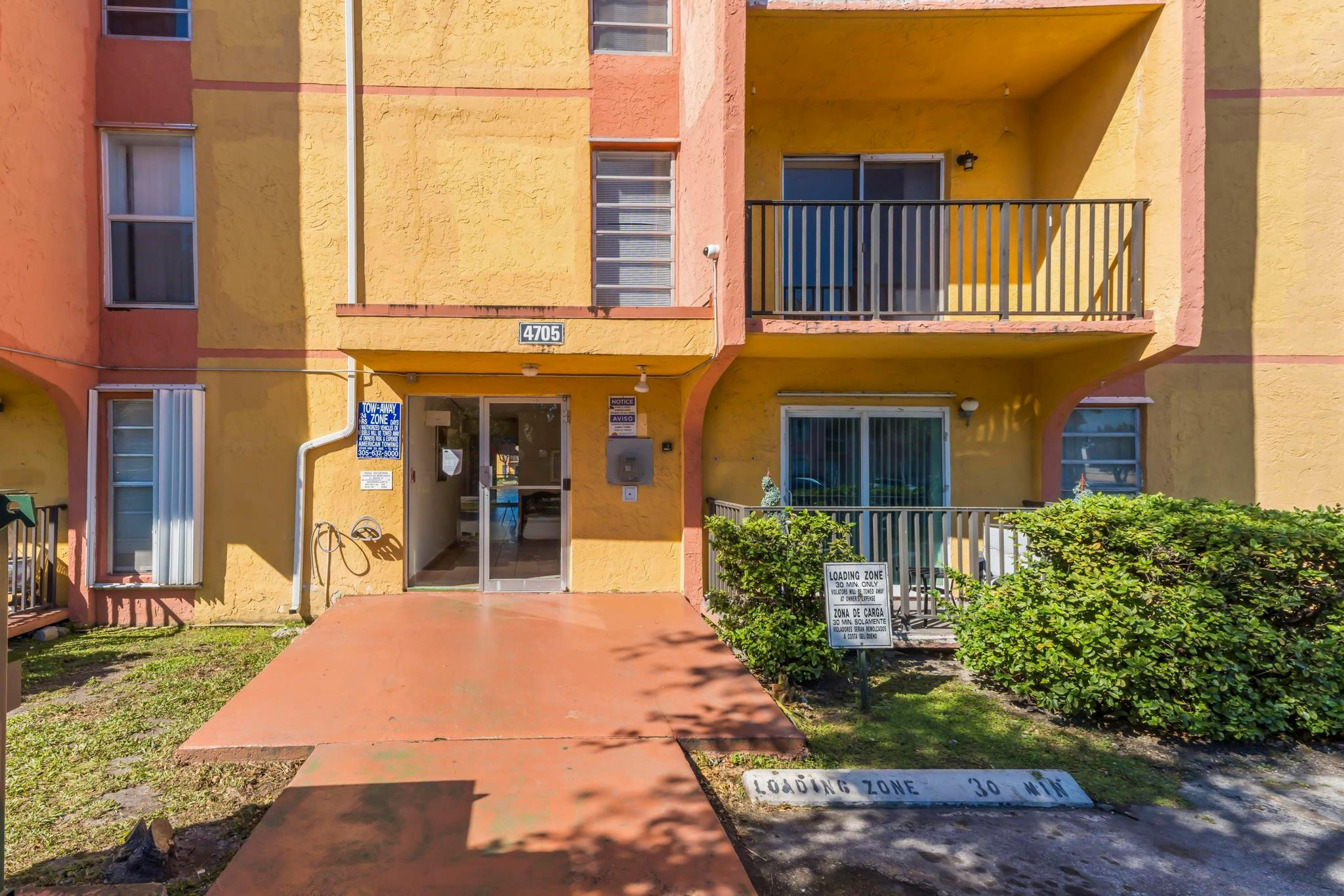 4705 NW 7th Street 307-7