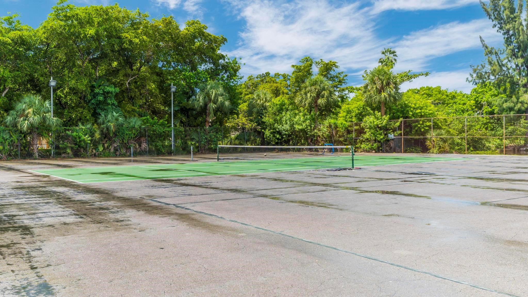 4705 NW 7th Street 307-7