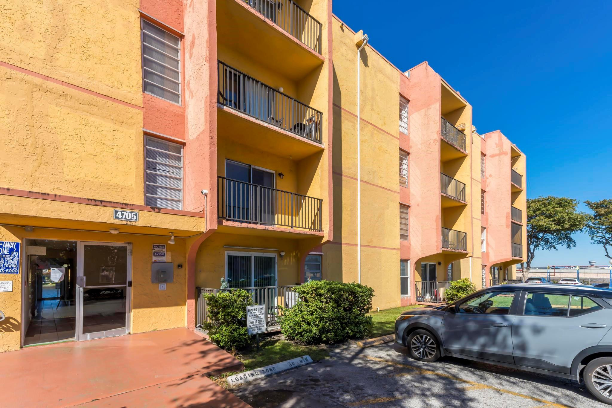 4705 NW 7th Street 307-7