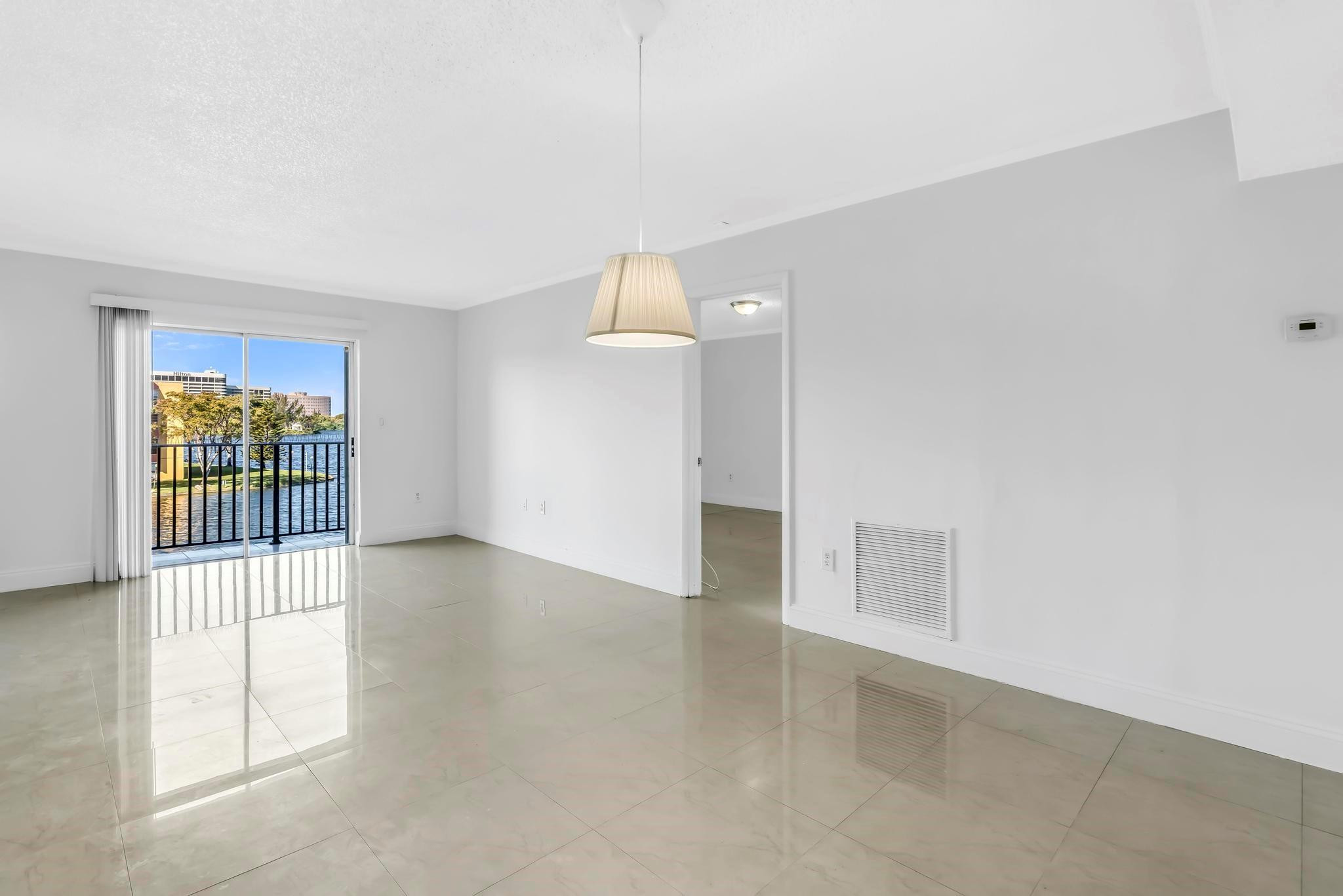 4705 NW 7th Street 307-7