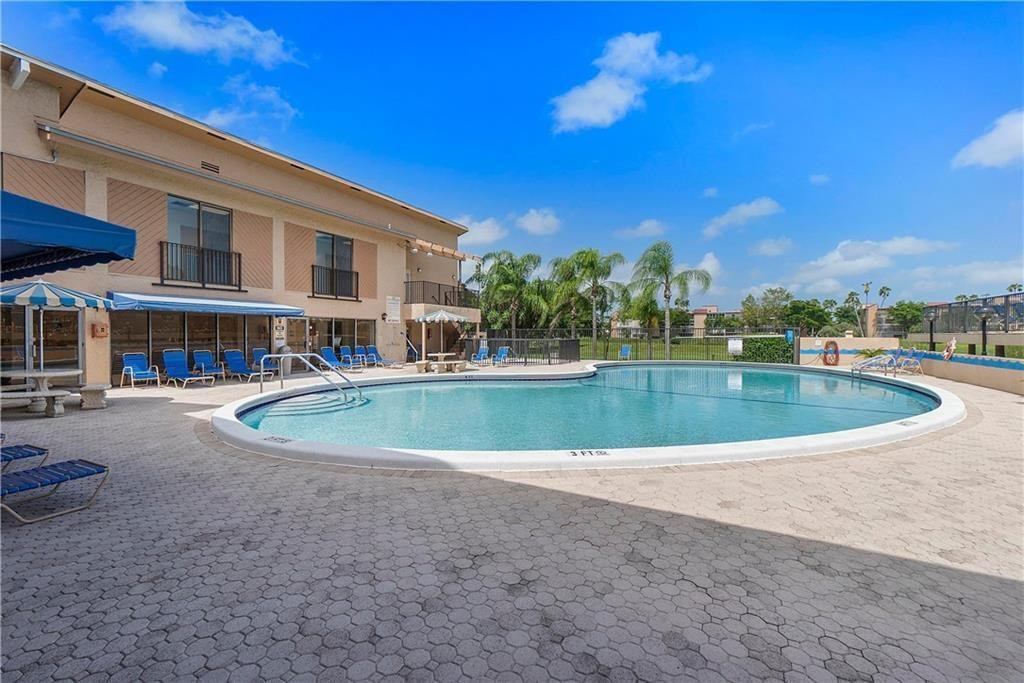 7210 Lake Circle Drive 306