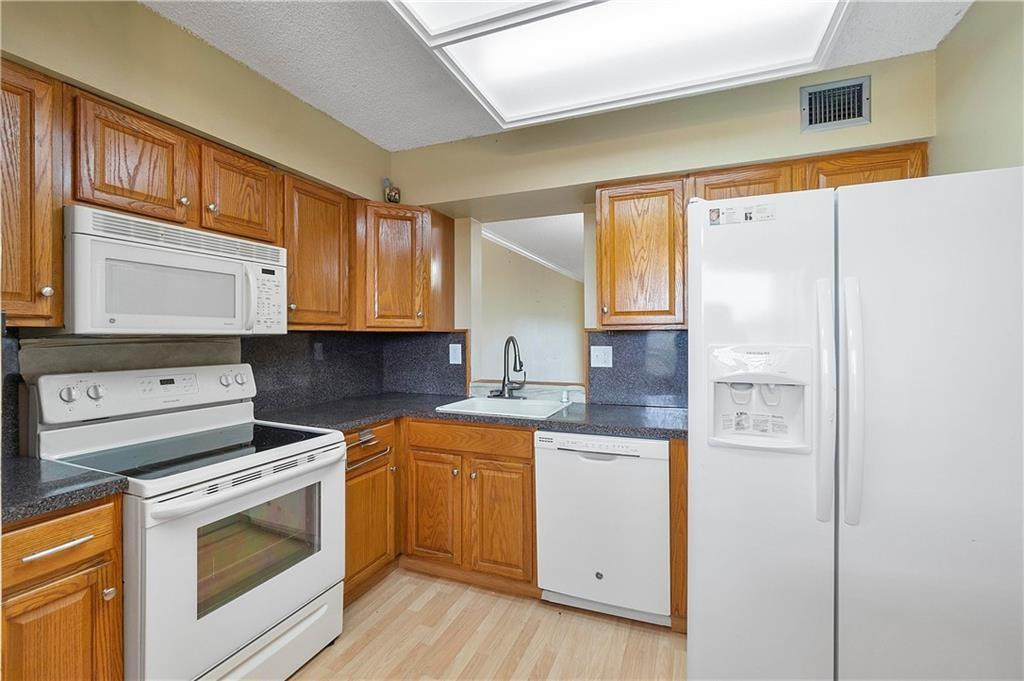 7210 Lake Circle Drive 306