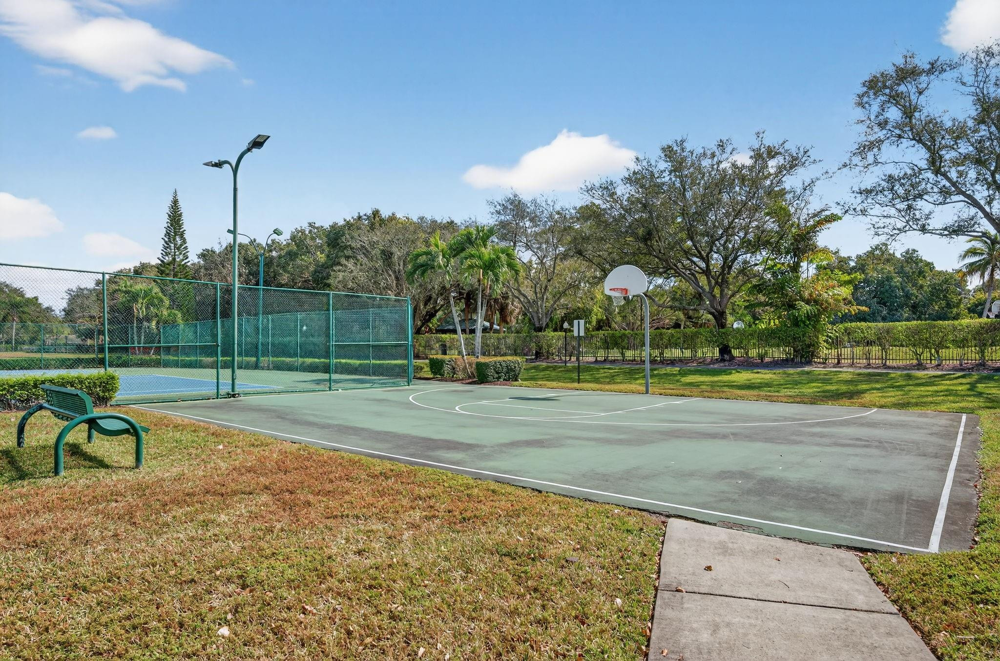 1055 NW 117th Avenue