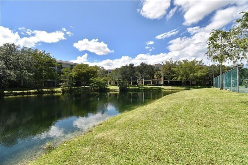 7500 NW 1st Court 207