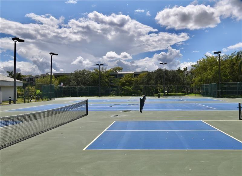 7500 NW 1st Court 207