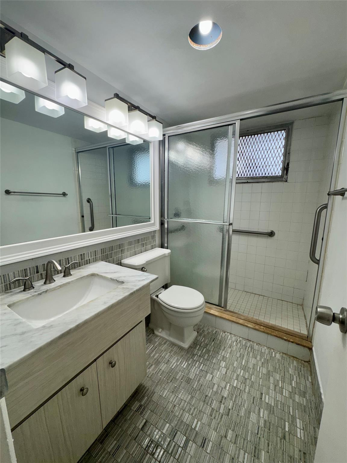 777 SE 2nd Avenue 105