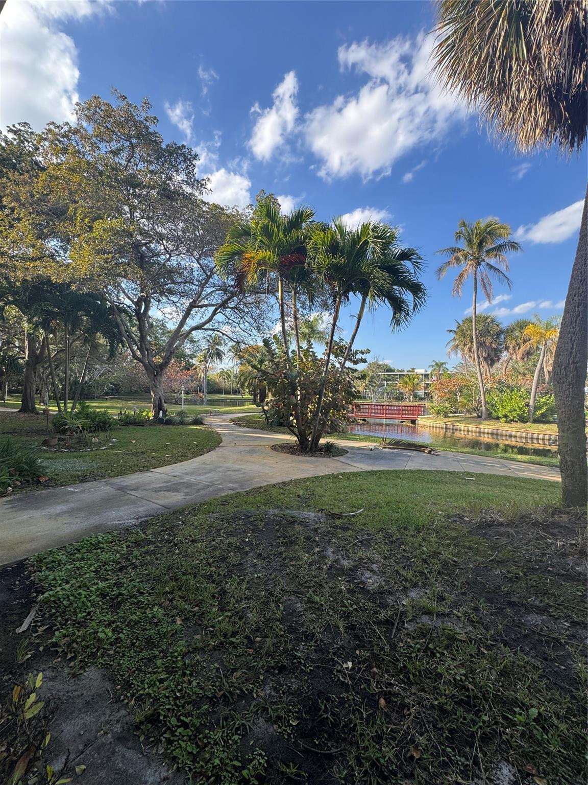 777 SE 2nd Avenue 105