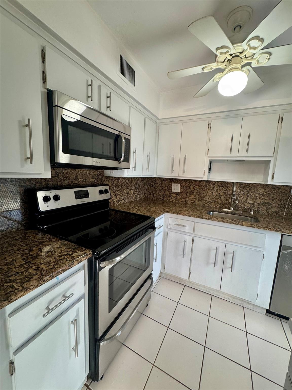 777 SE 2nd Avenue 105