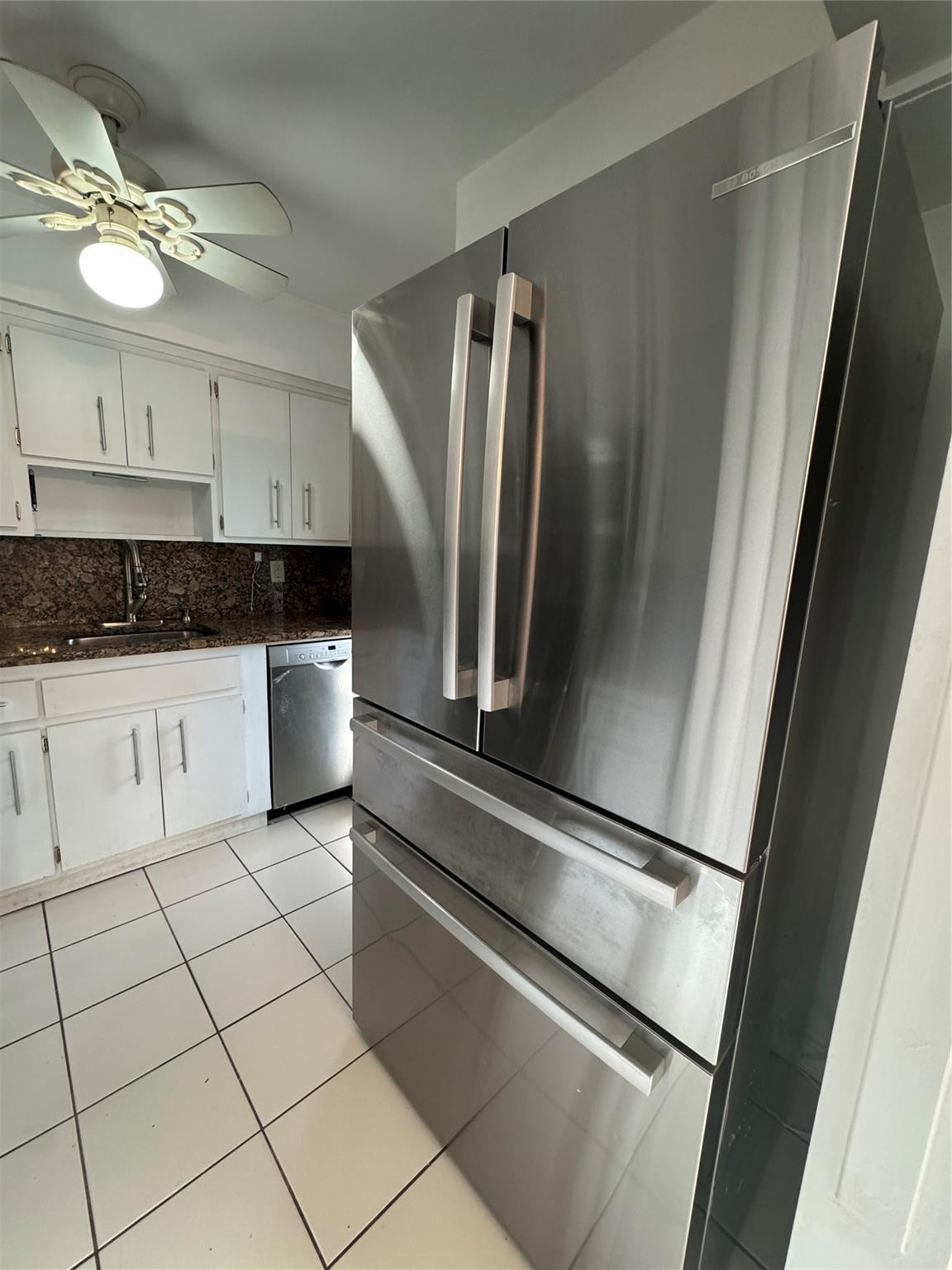 777 SE 2nd Avenue 105