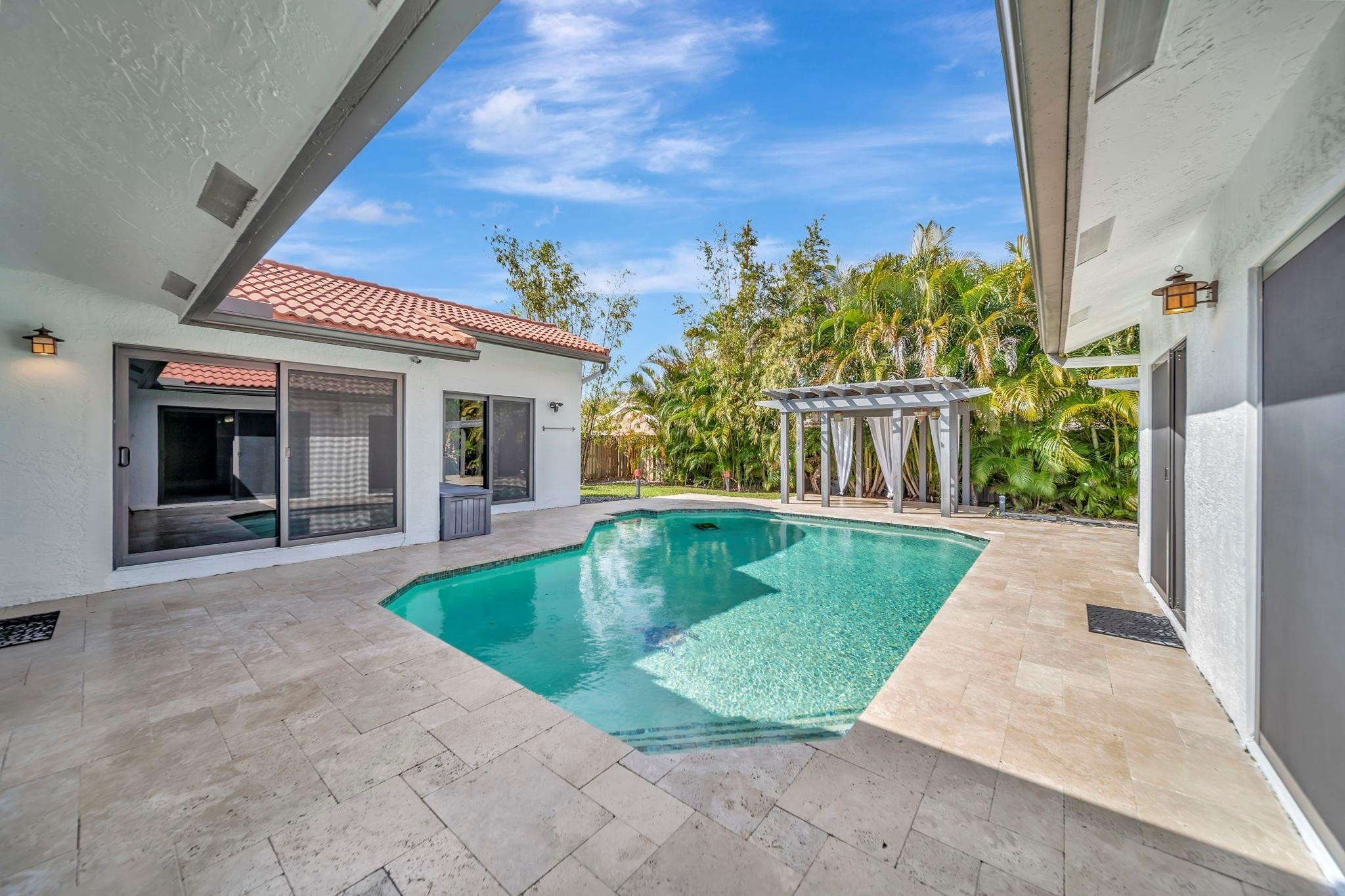 5368 NW 64 Way, Coral Springs