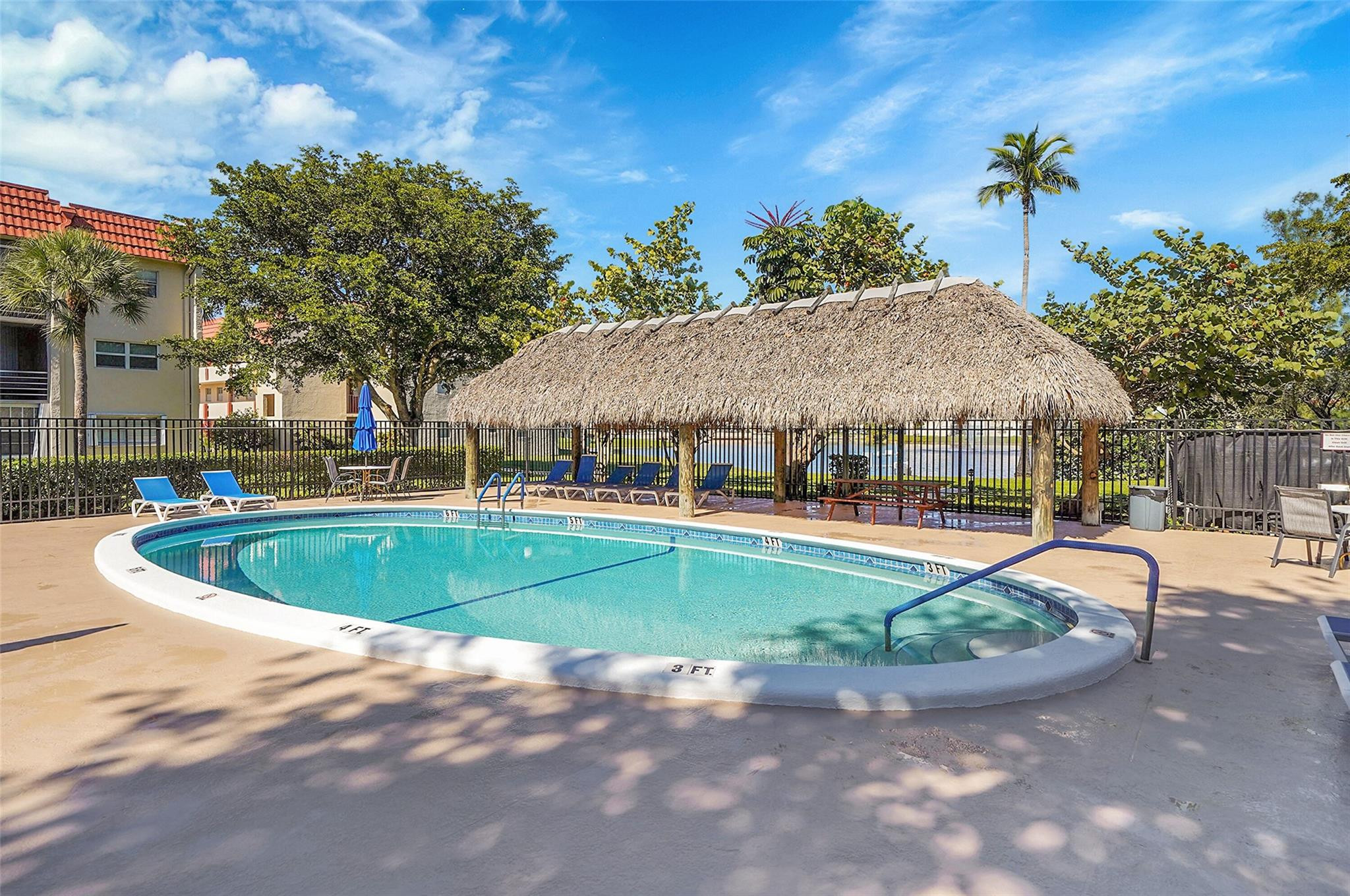 8040 N Sunrise Lakes Drive 303