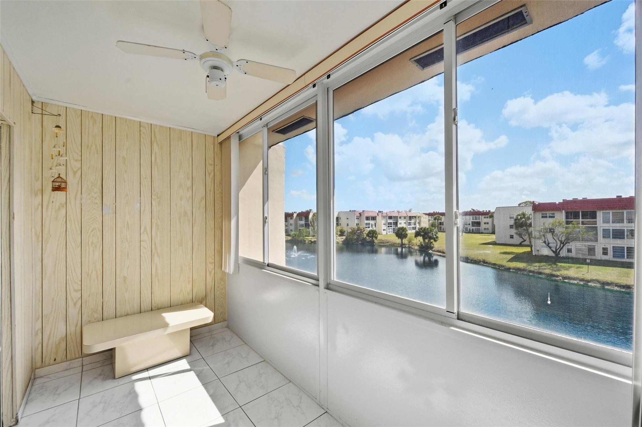 8040 N Sunrise Lakes Drive 303