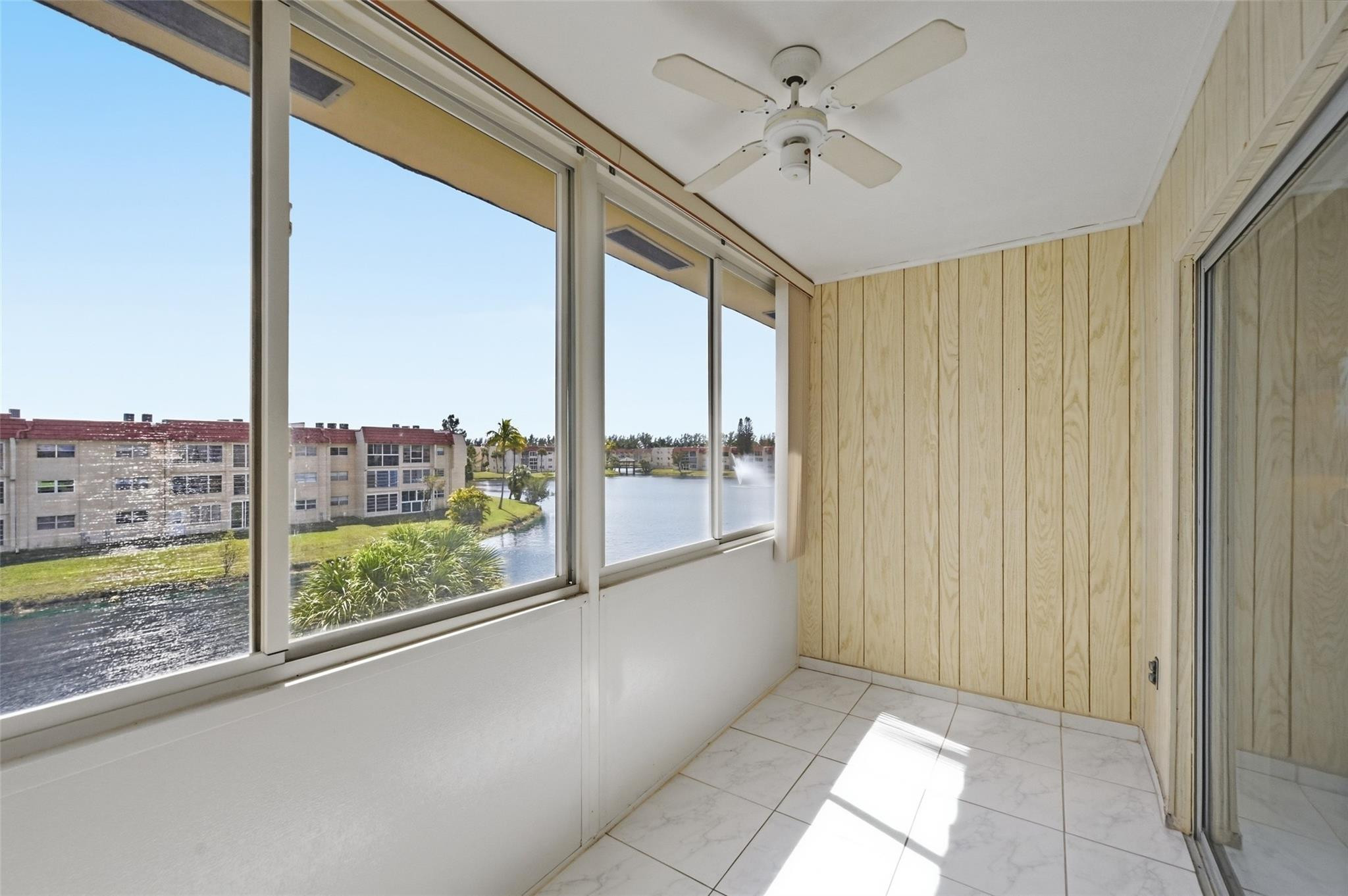 8040 N Sunrise Lakes Drive 303