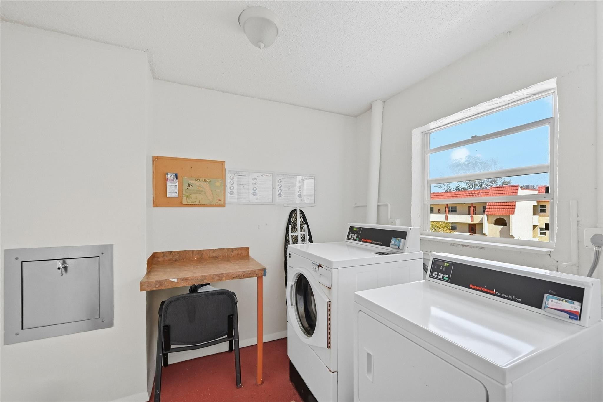 8040 N Sunrise Lakes Drive 303