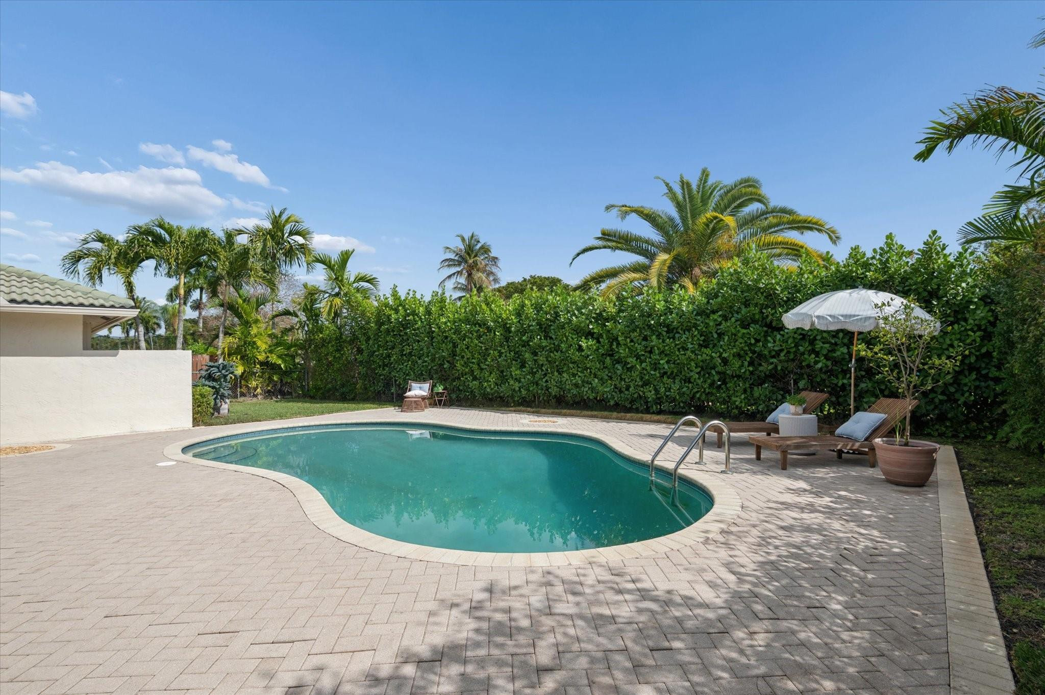 10920 NW 17th Place