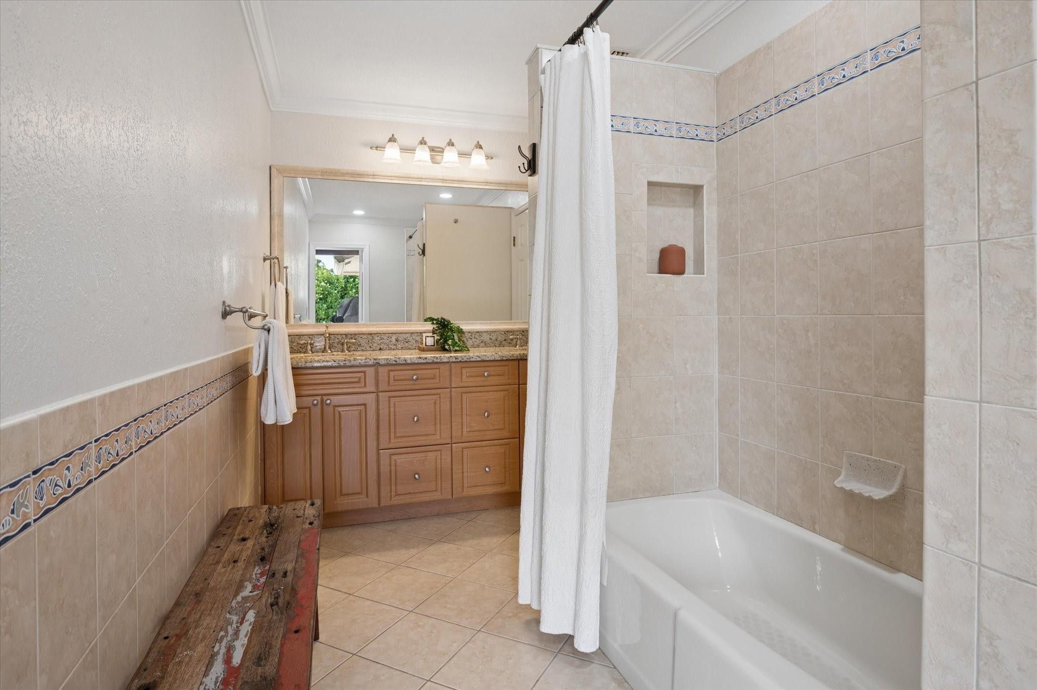 10920 NW 17th Place