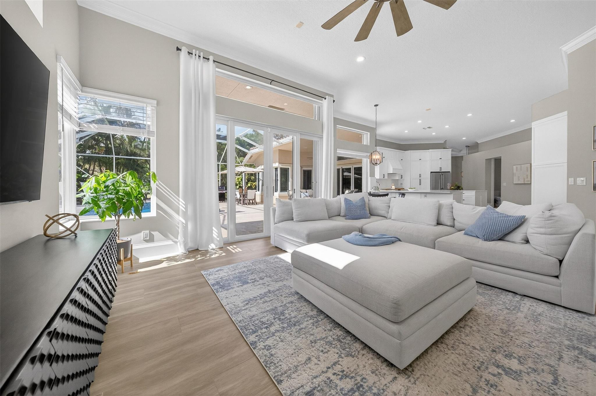 10110 NW 68th Court