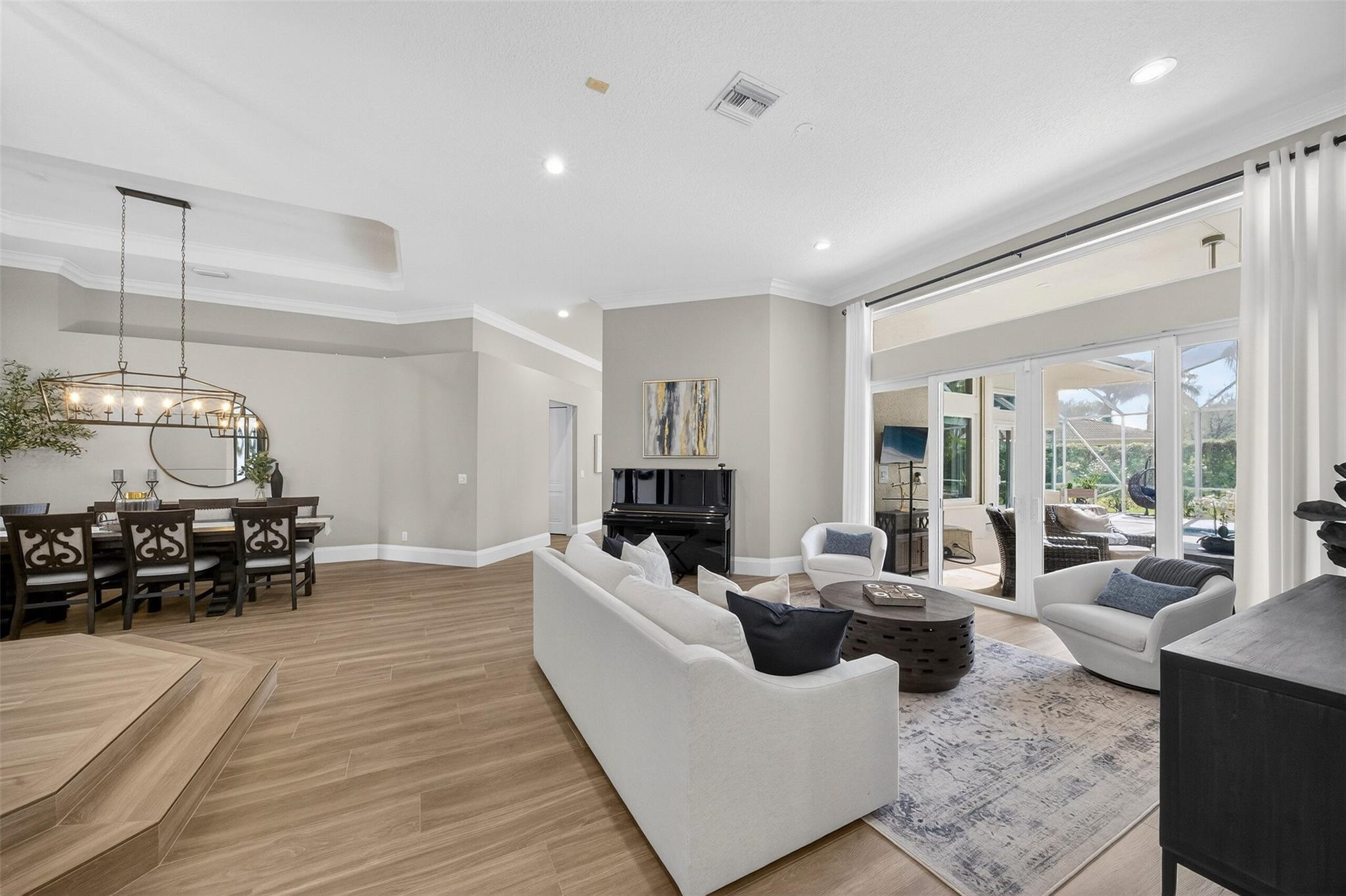 10110 NW 68th Court