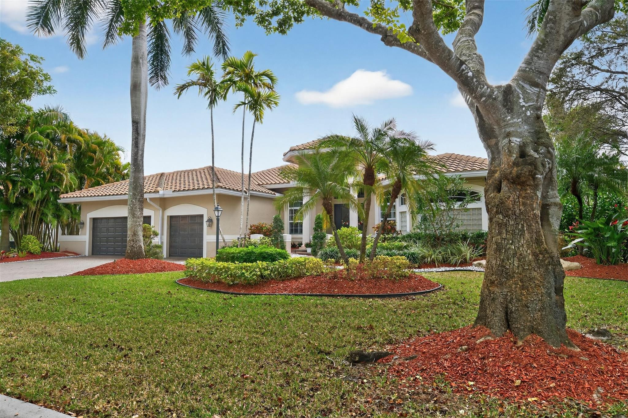 10110 NW 68th Court