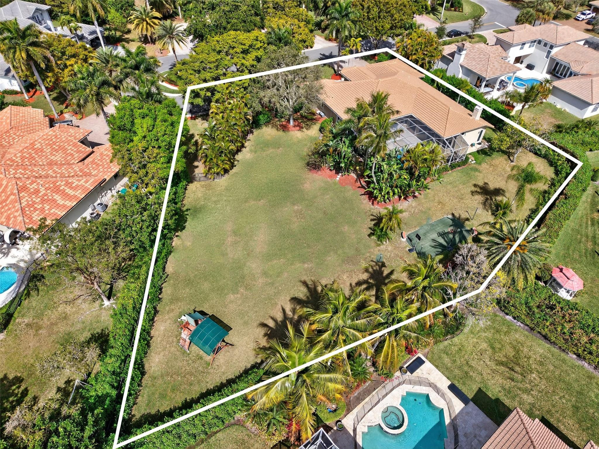 10110 NW 68th Court