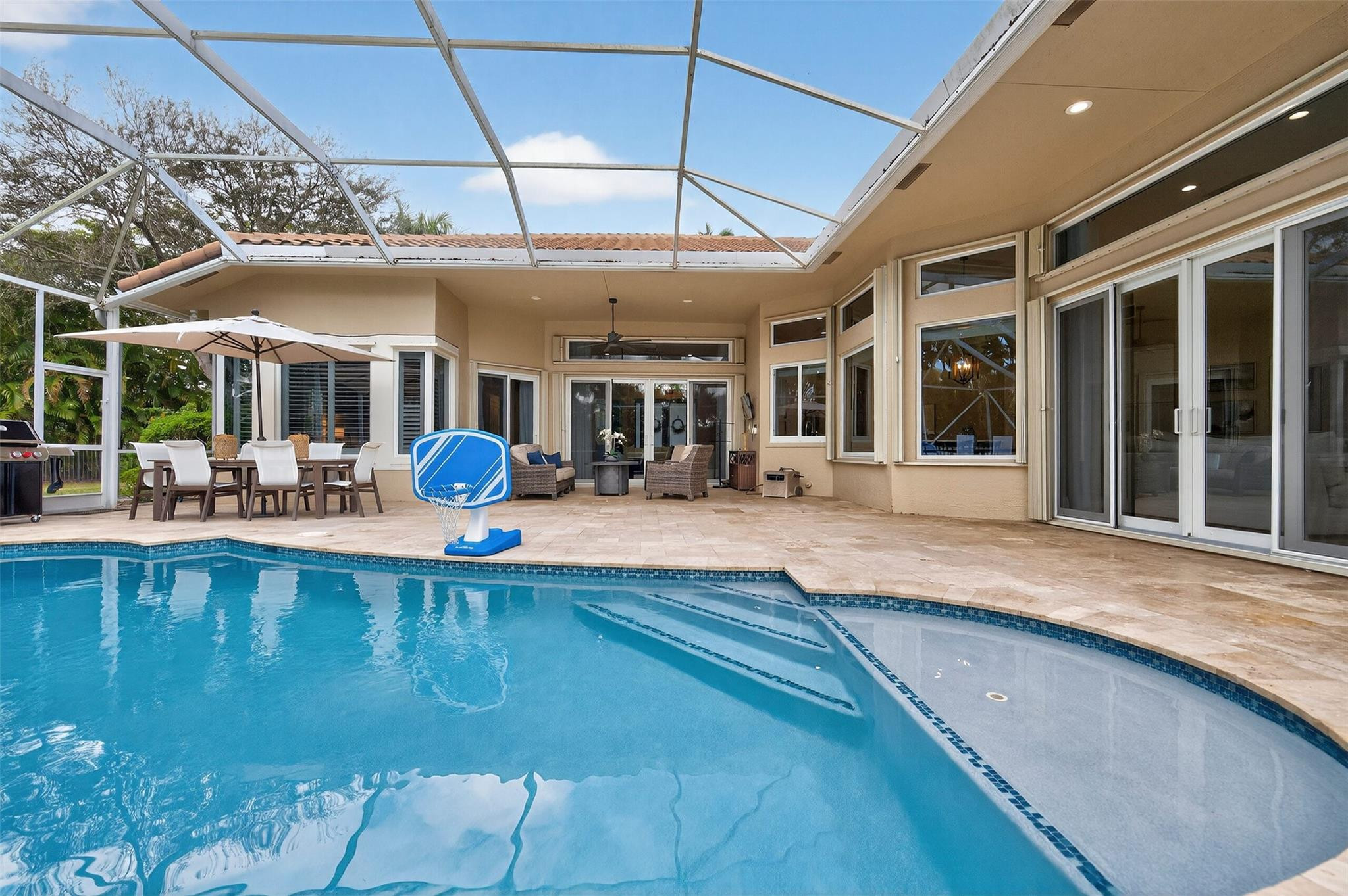 10110 NW 68th Court