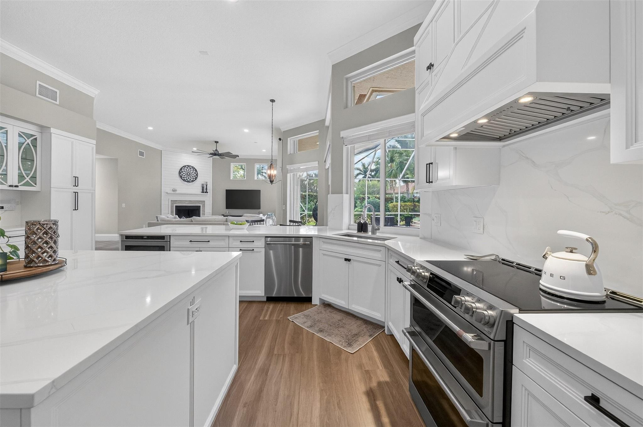 10110 NW 68th Court