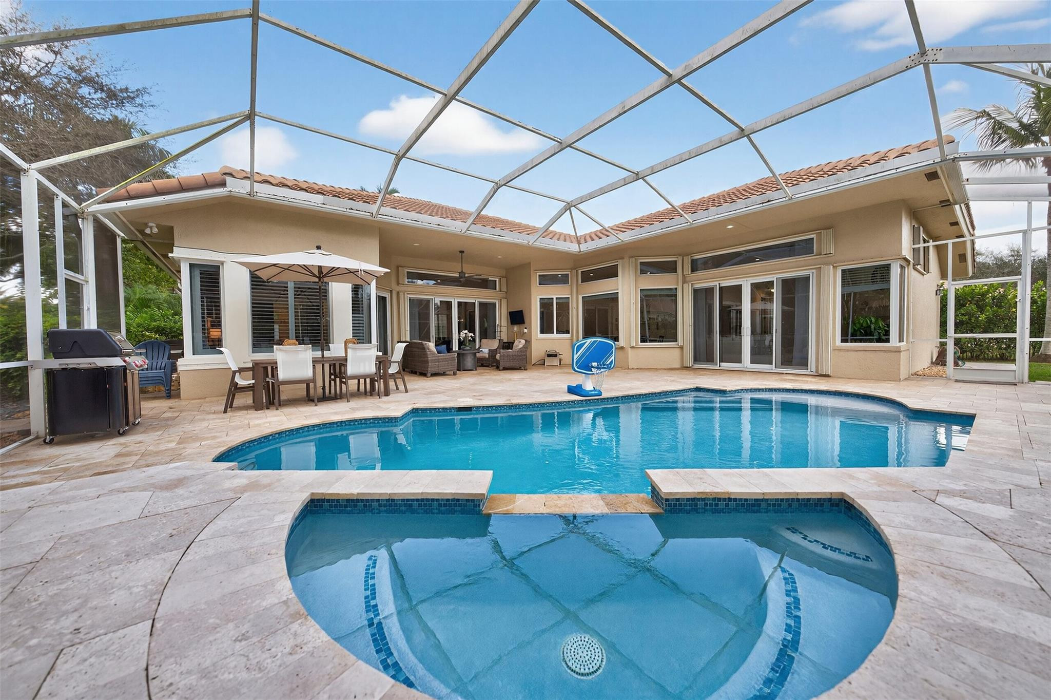10110 NW 68th Court