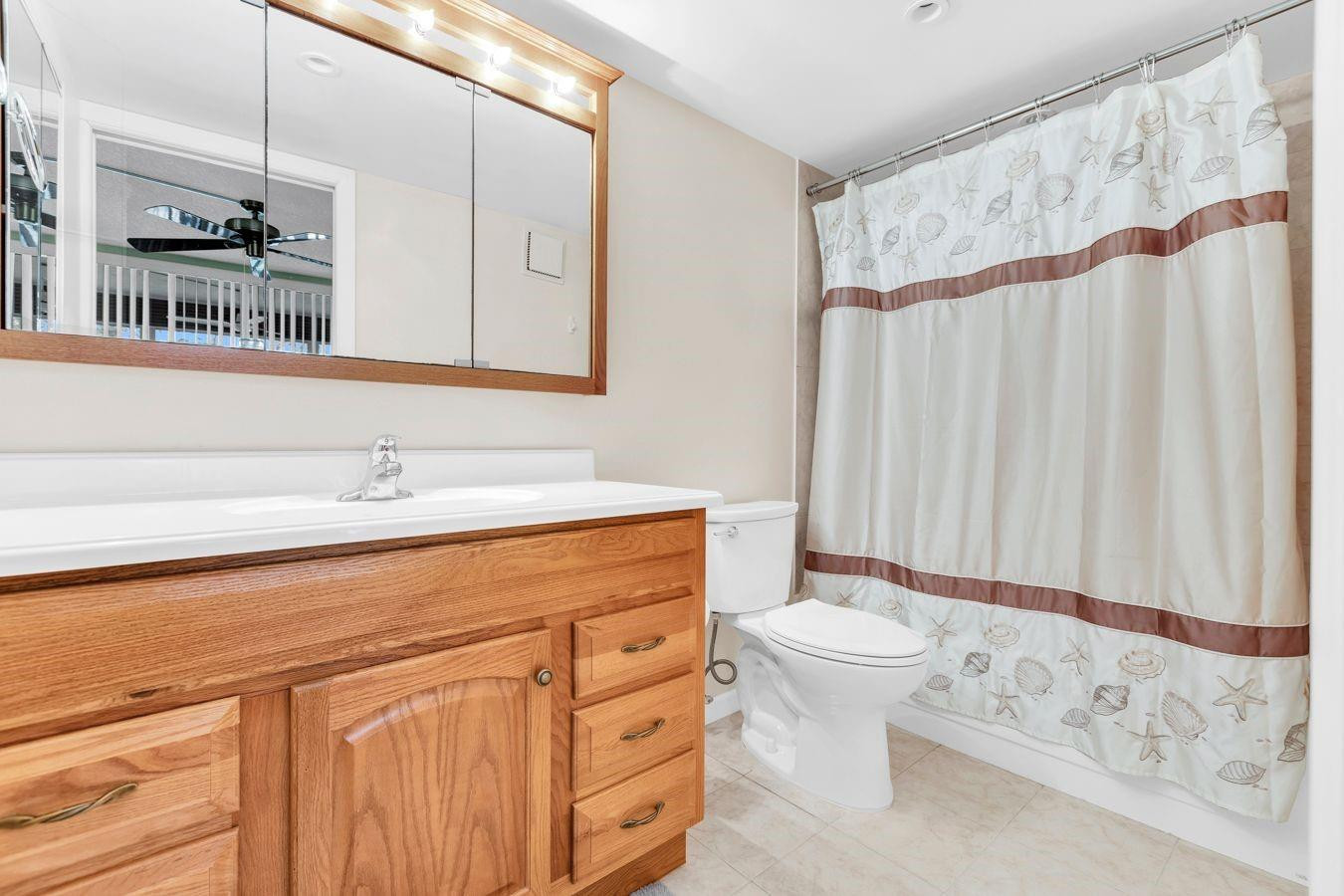 6850 Royal Palm Boulevard 212