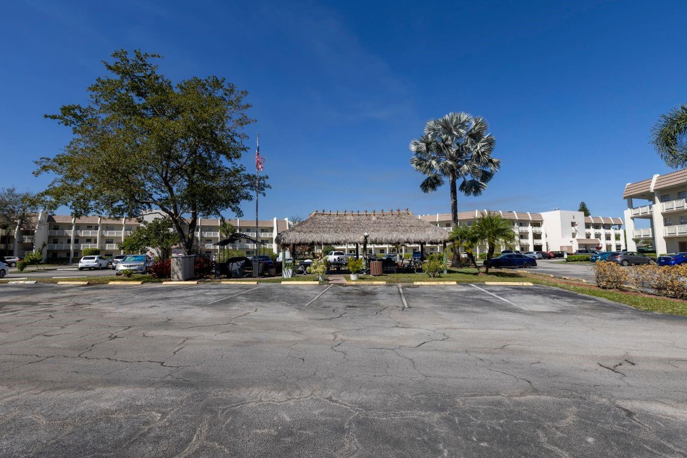 6850 Royal Palm Boulevard 212