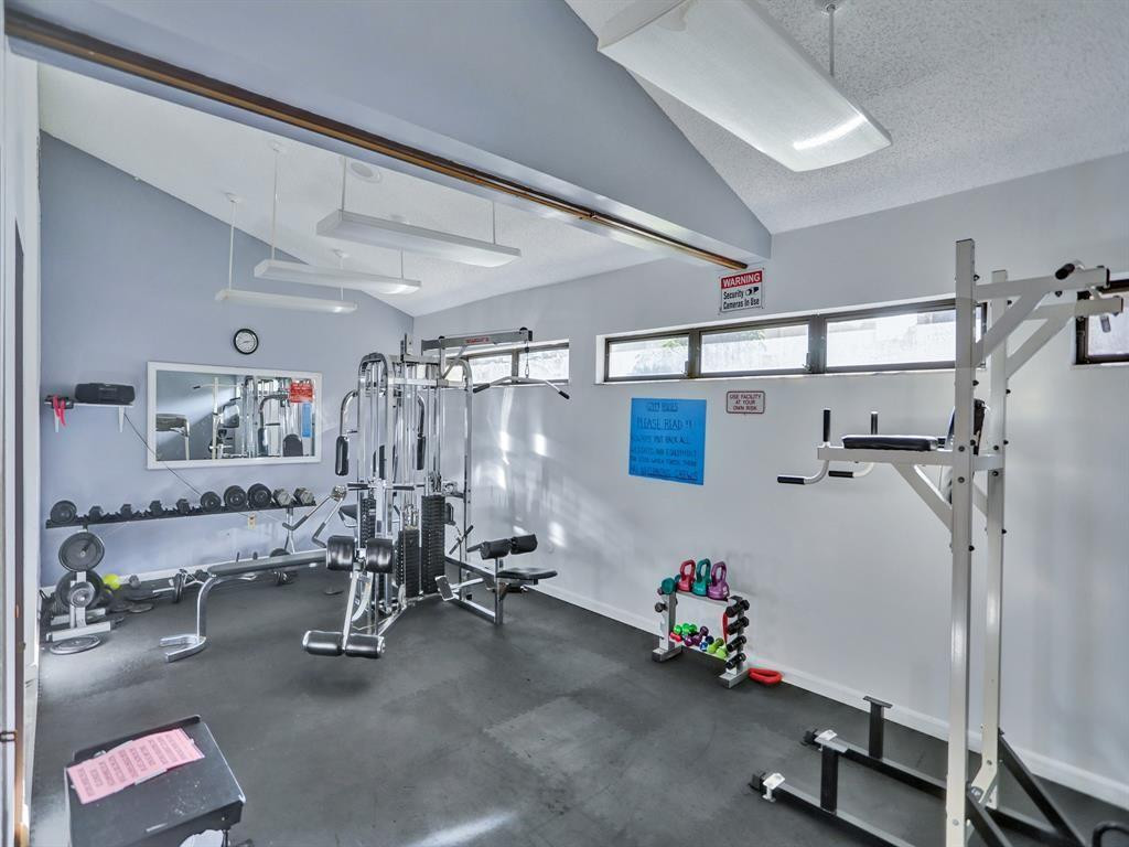 6850 Royal Palm Boulevard 212