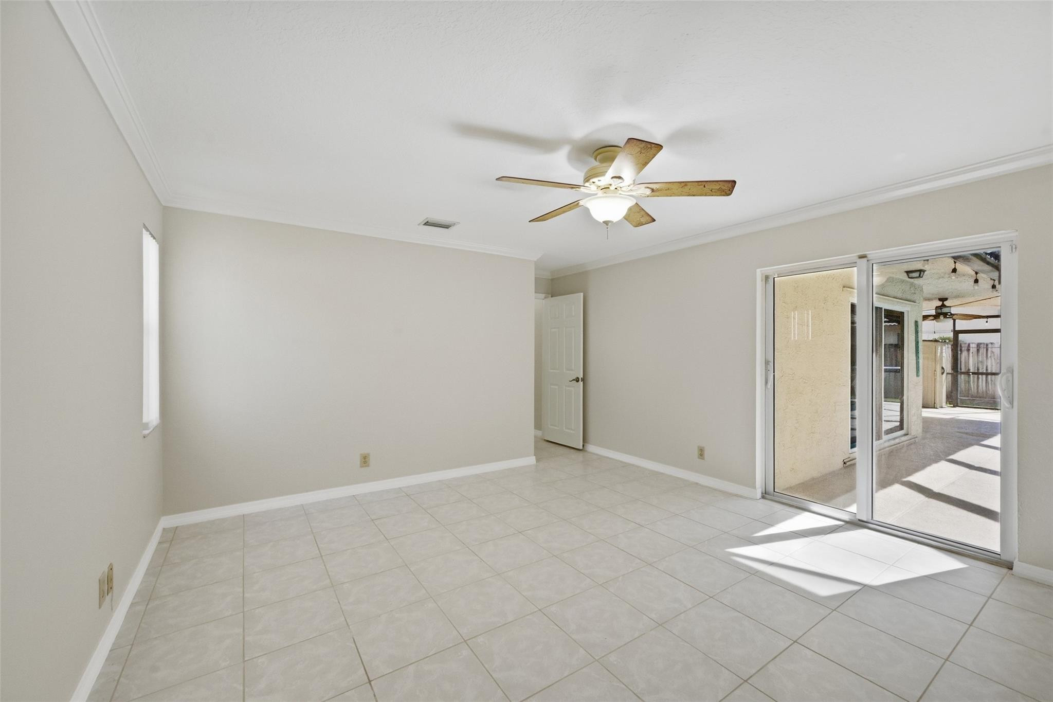 392 NW 113th Terrace