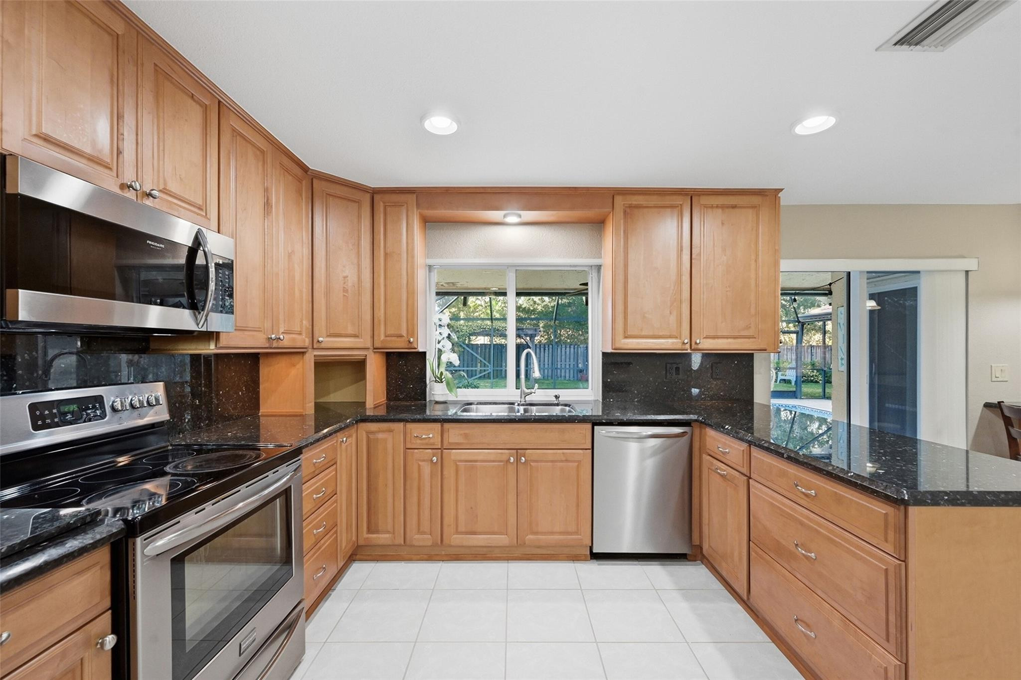 392 NW 113th Terrace