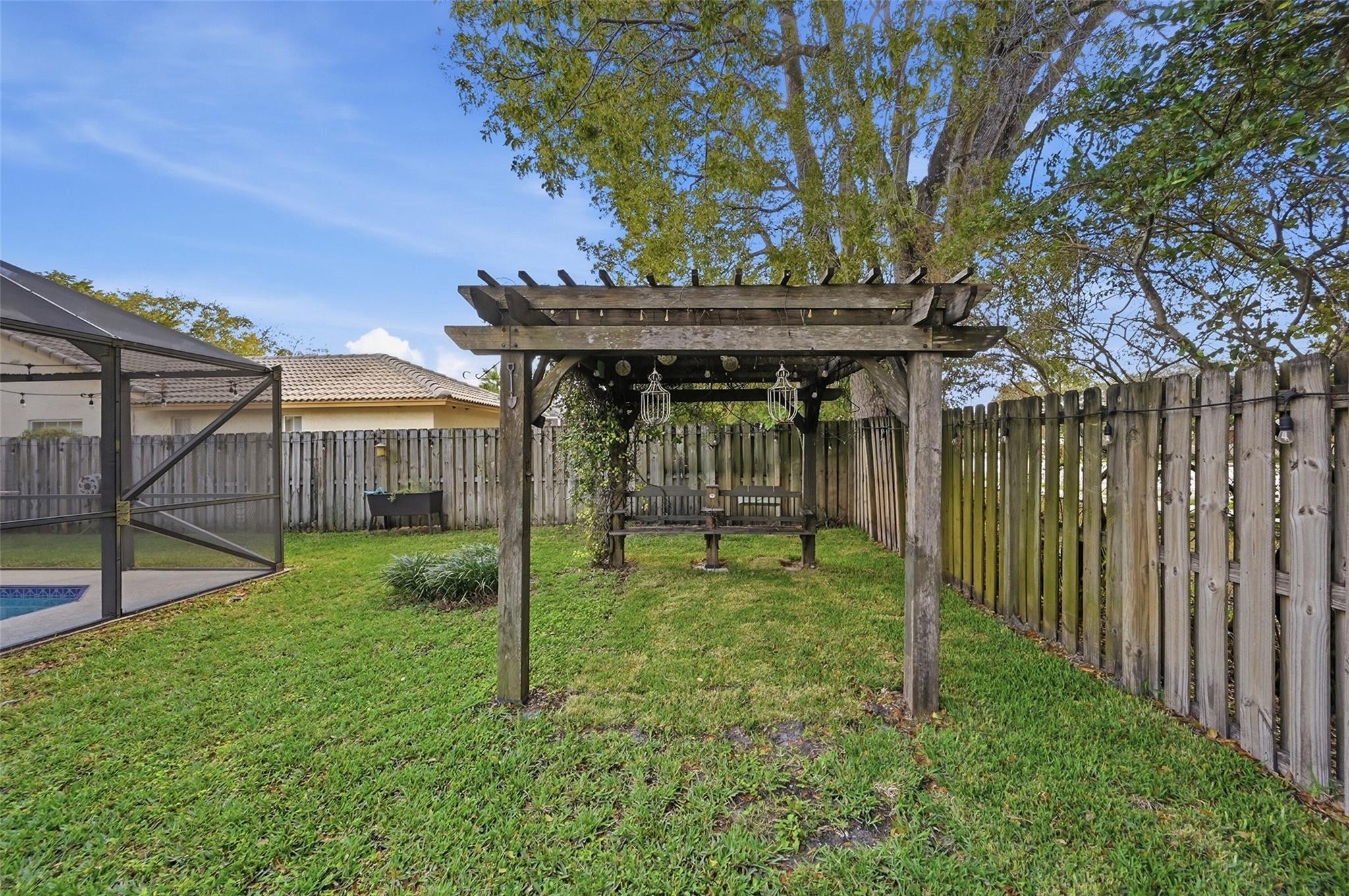 392 NW 113th Terrace