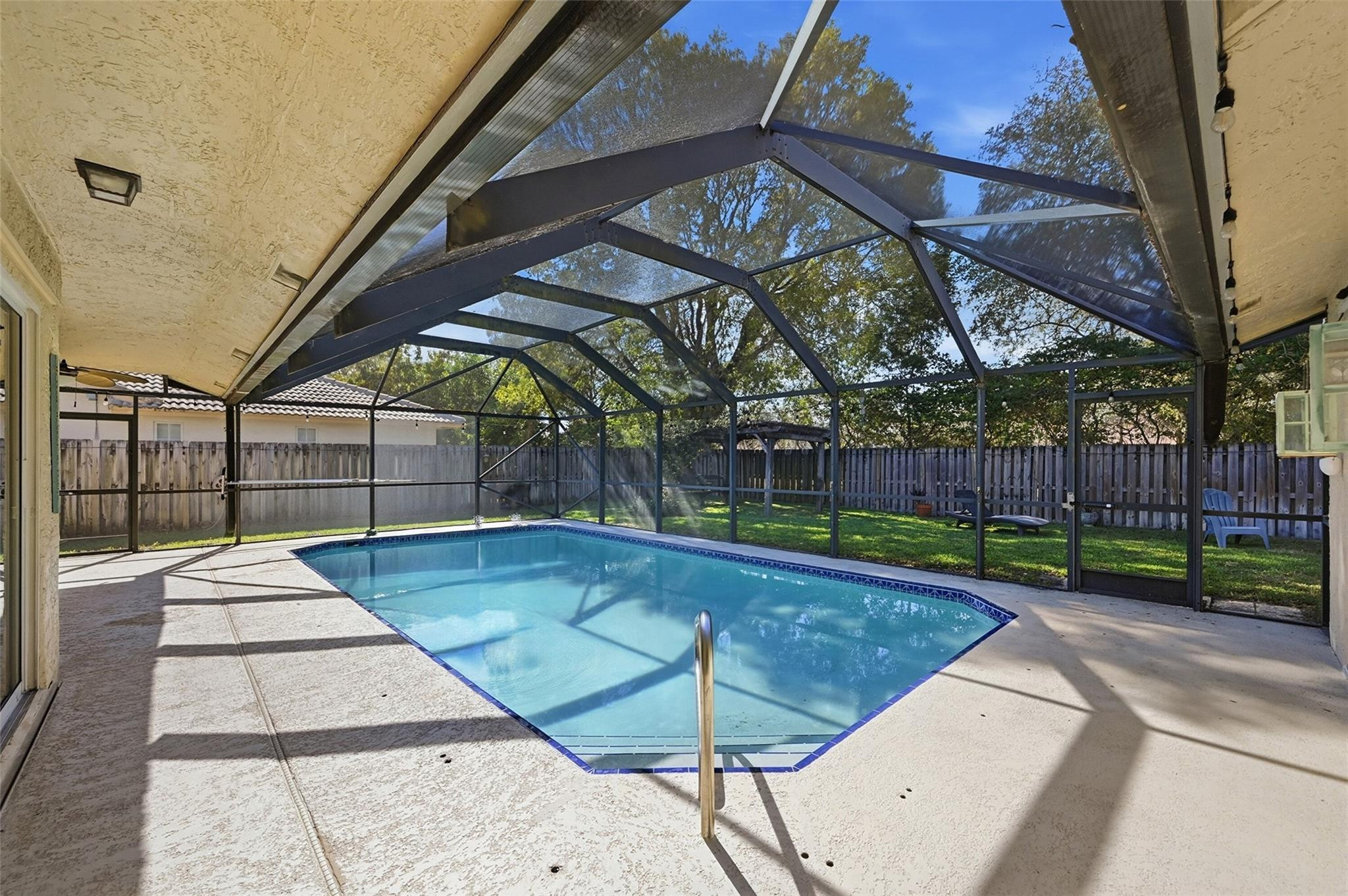 392 NW 113th Terrace