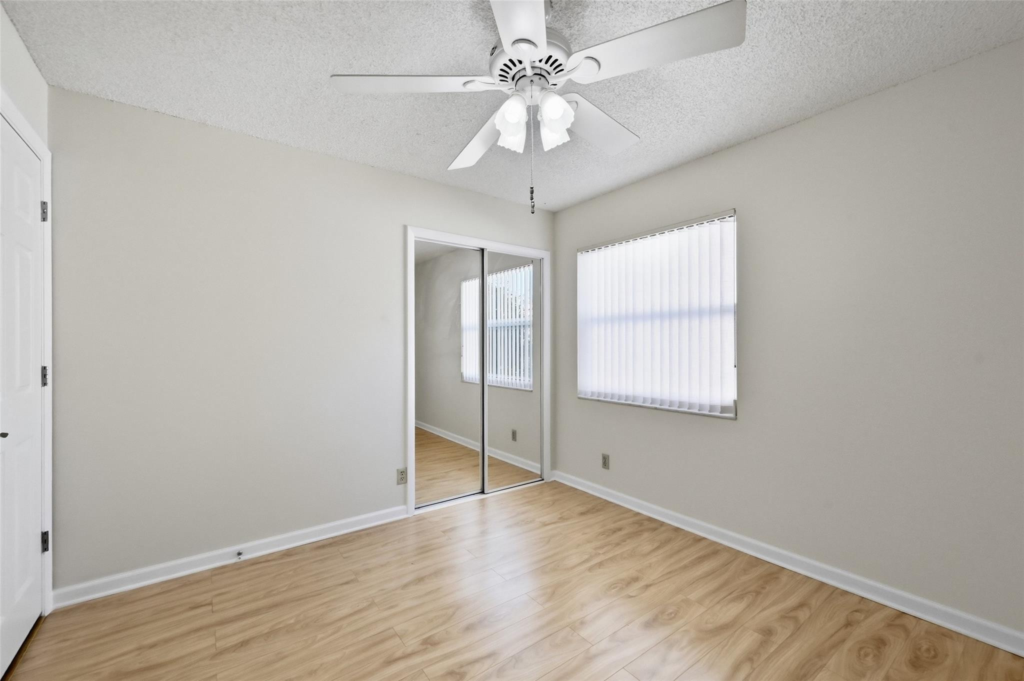 392 NW 113th Terrace