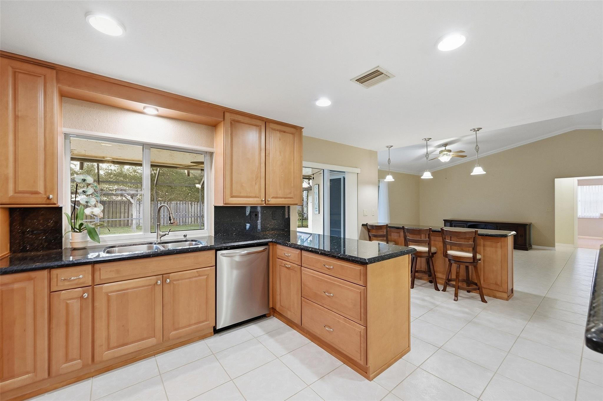 392 NW 113th Terrace