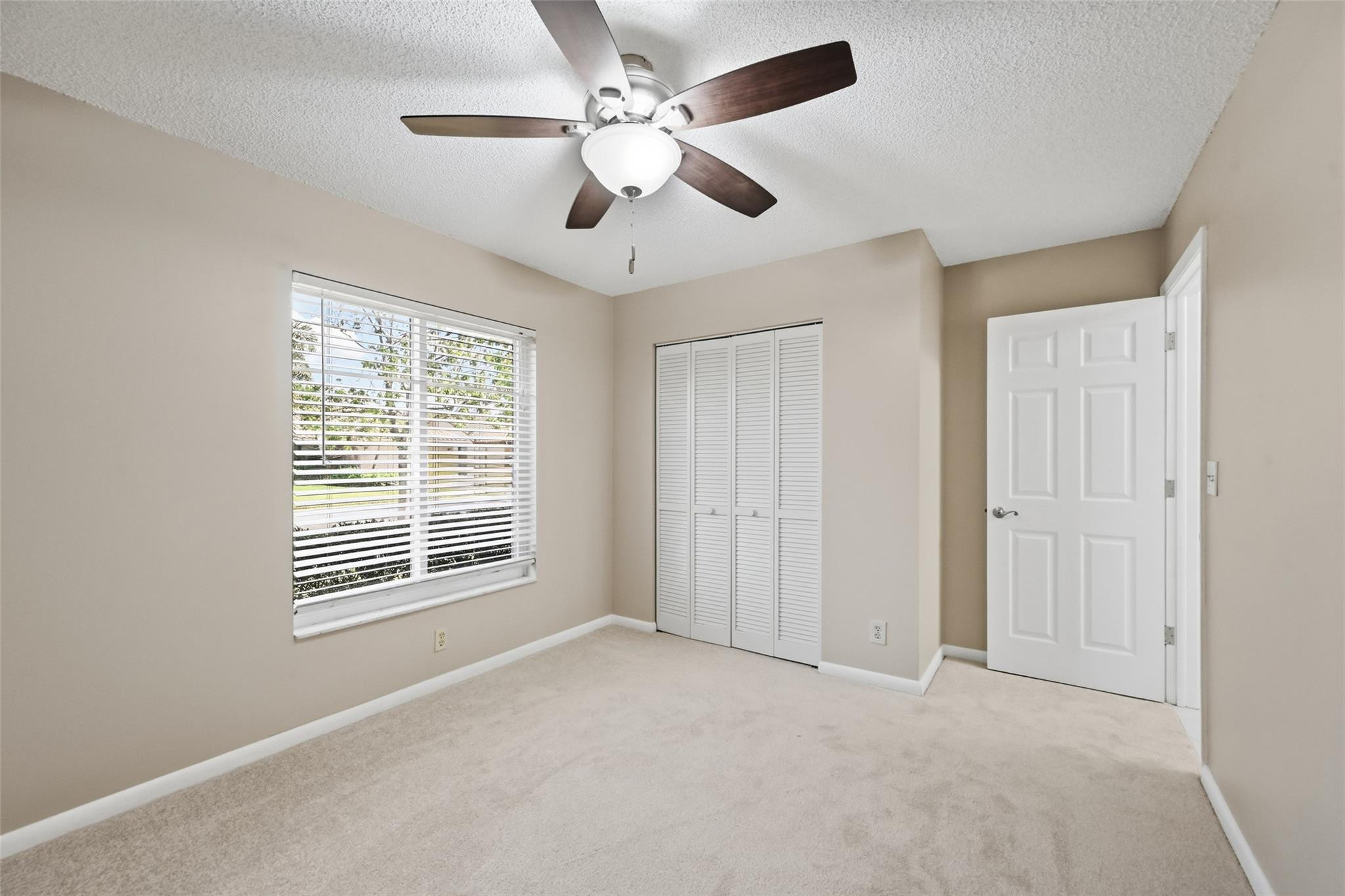 392 NW 113th Terrace